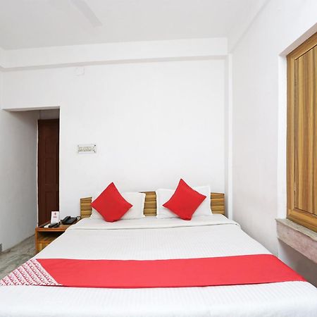 Hotel O New Silver Inn Колката Екстер'єр фото