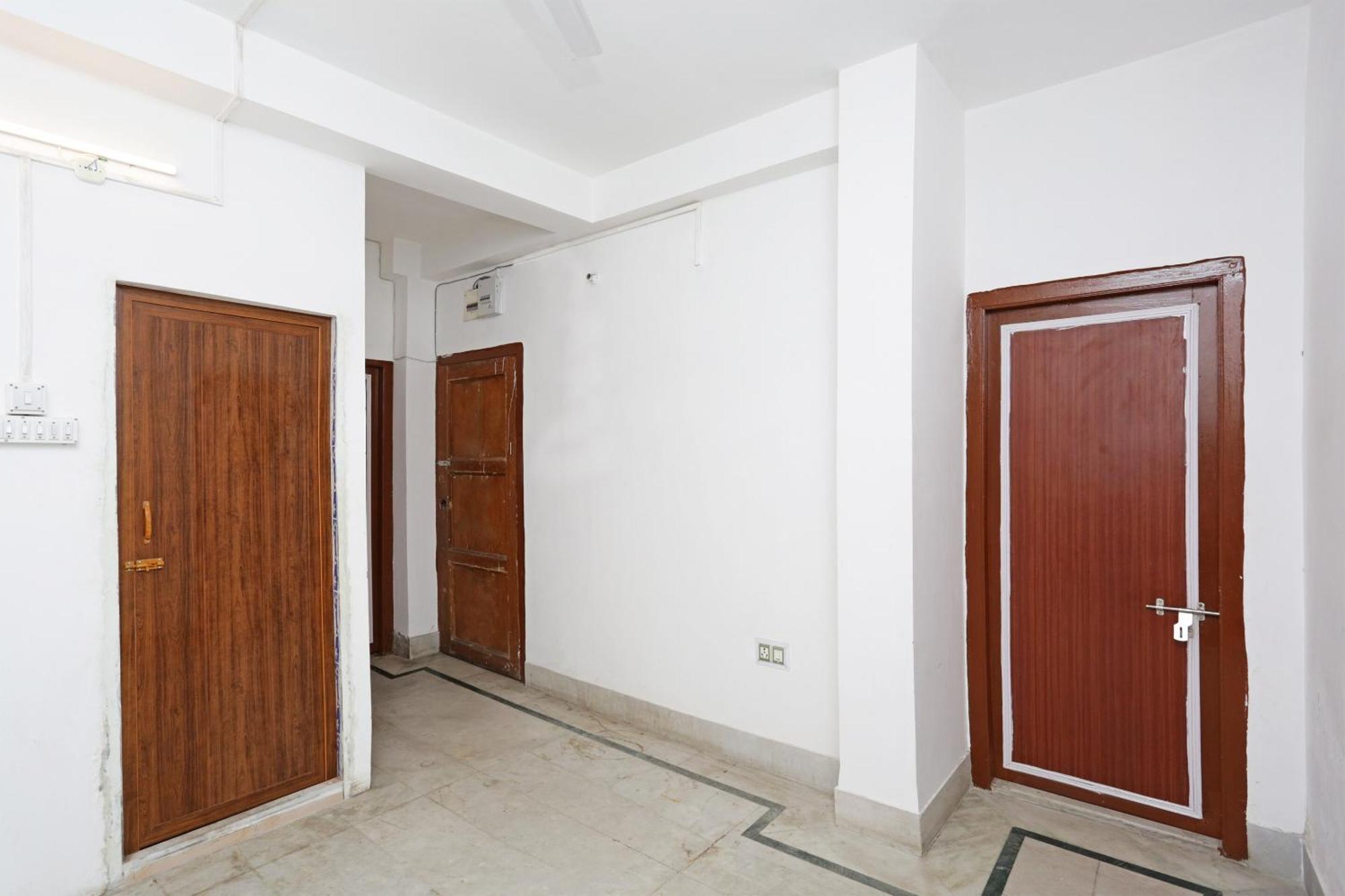 Hotel O New Silver Inn Колката Екстер'єр фото